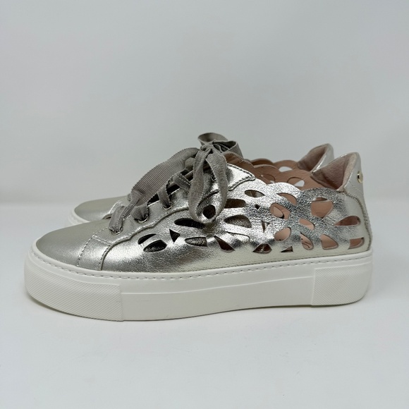 New AGL Mandi Cut Out Sneaker In Platinum Sz 39 - Picture 8 of 14